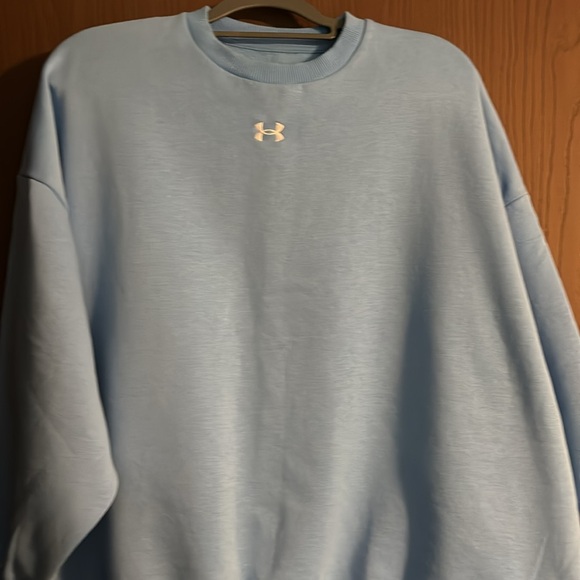 Women’s Under Armour Sweatshirt - Picture 3 of 4